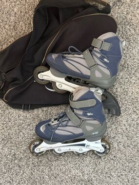 Ultra Wheels Women’s Inline Skates – Size 8 – With Carrying Bag